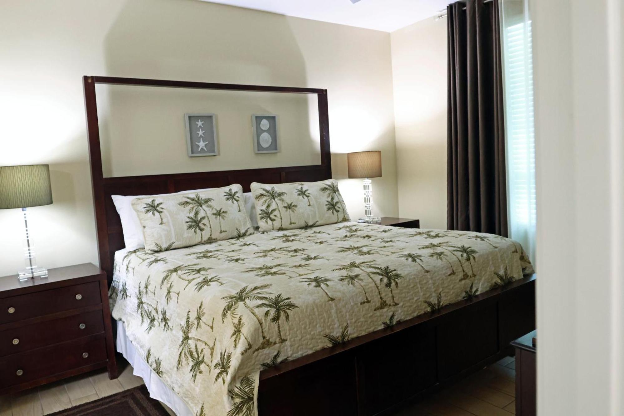 Aqua 1504 Beachfront Condo With Free Beach Chairs Panama City Beach Exteriör bild