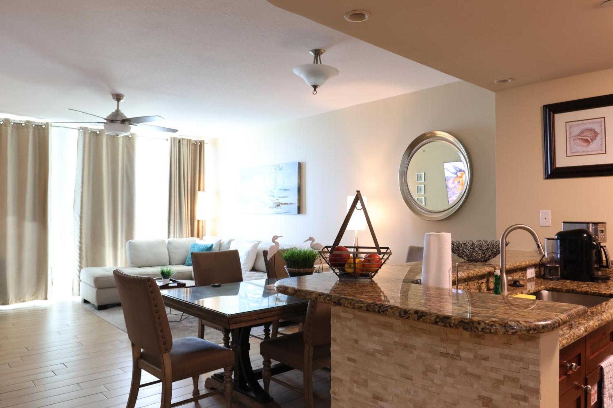 Aqua 1504 Beachfront Condo With Free Beach Chairs Panama City Beach Exteriör bild