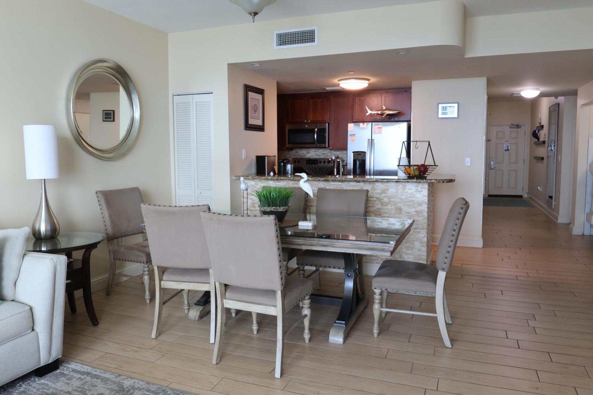 Aqua 1504 Beachfront Condo With Free Beach Chairs Panama City Beach Exteriör bild