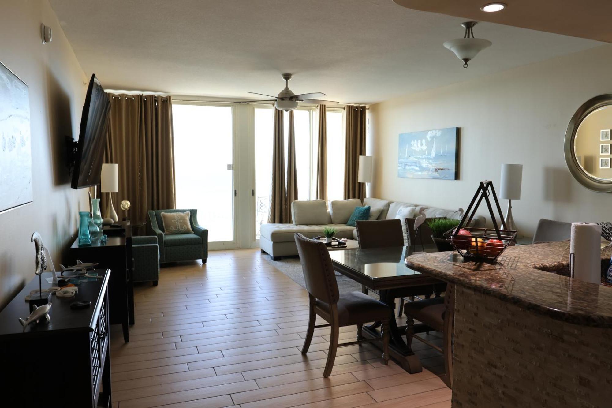 Aqua 1504 Beachfront Condo With Free Beach Chairs Panama City Beach Exteriör bild